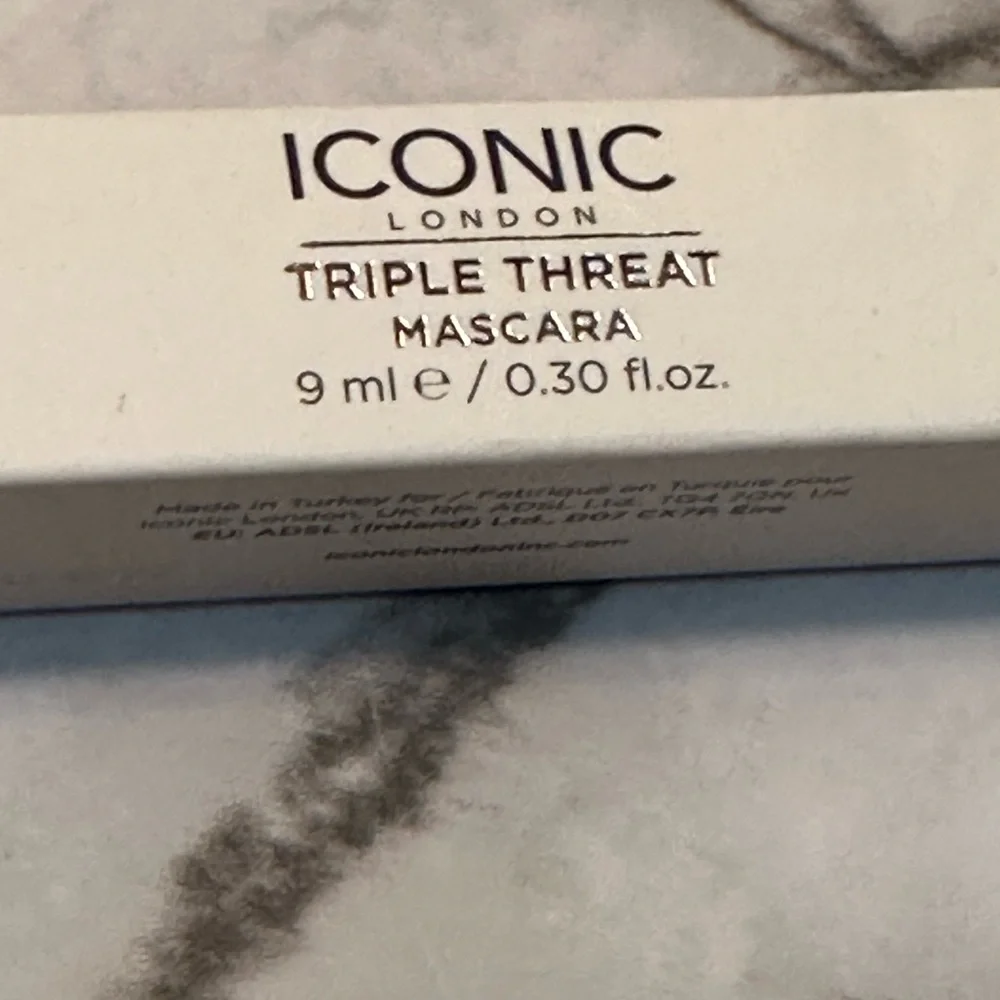 Iconic London Triple Threat Mascara Brown
